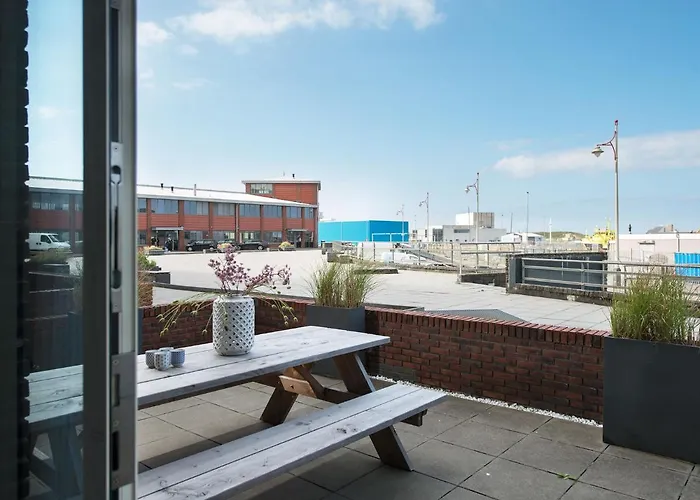 Appealing Apartment In Den Haag With Balcony Terrace