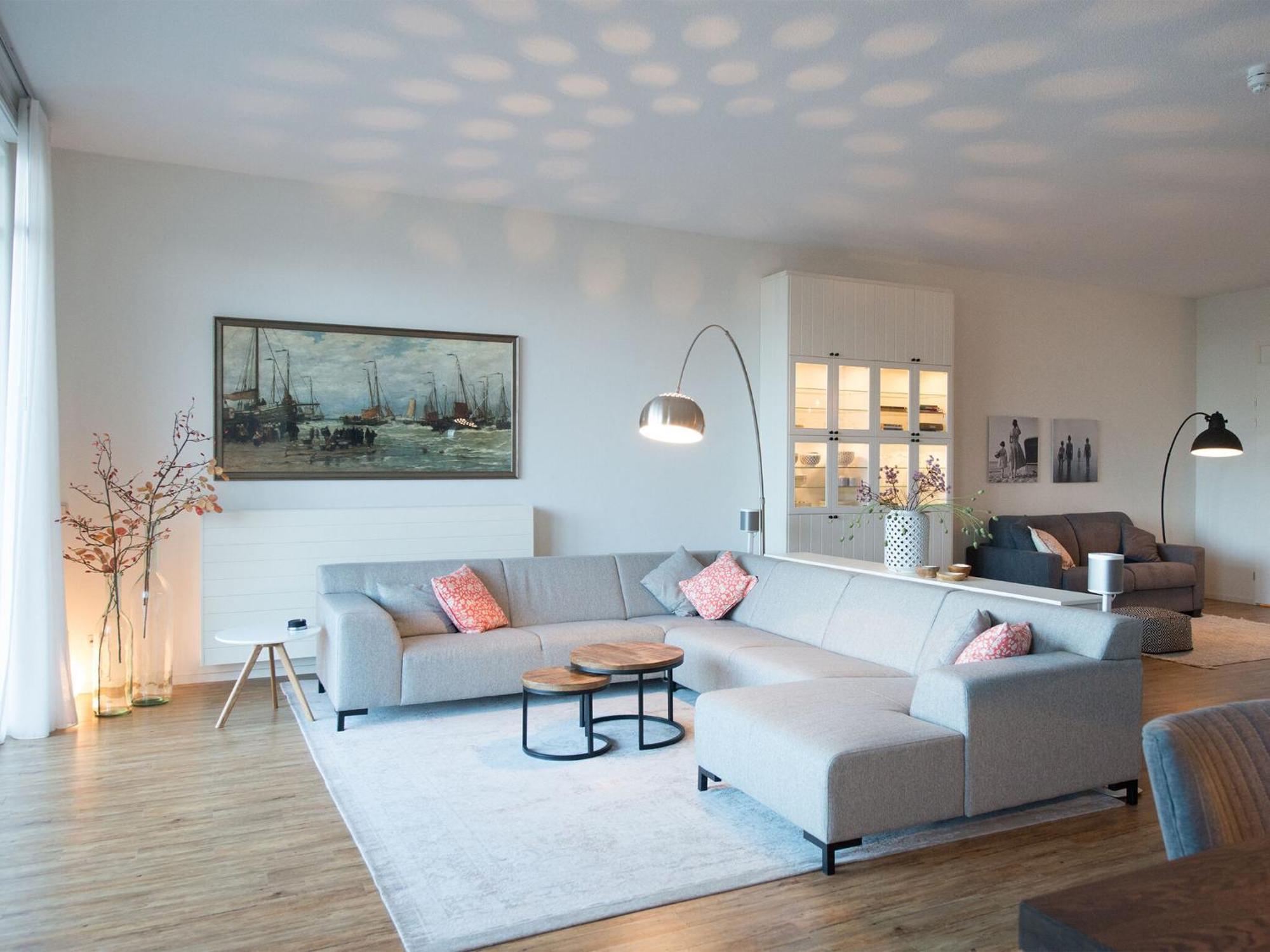 Appealing In With Balcony Terrace Apartment *