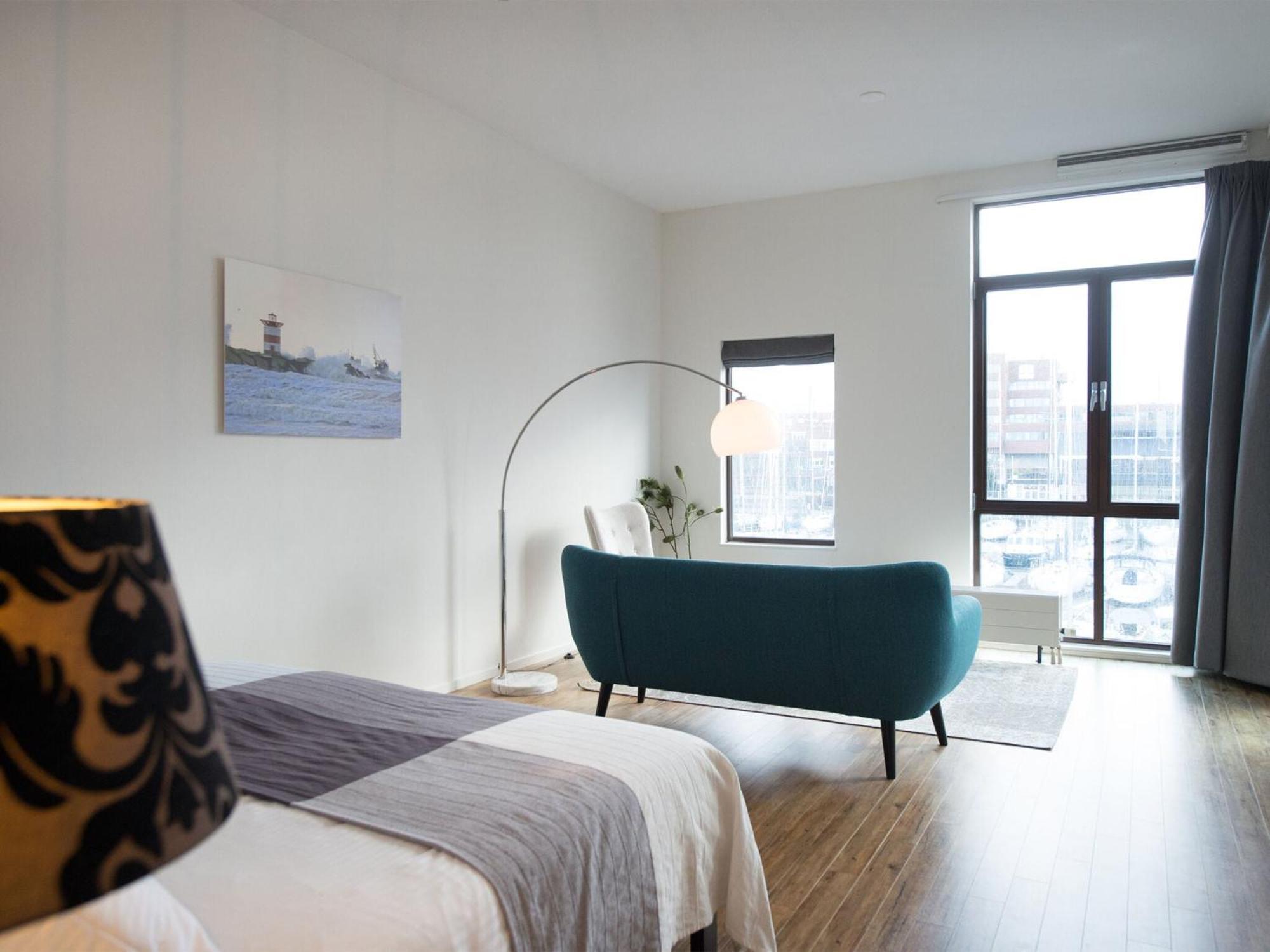 Appealing In With Balcony Terrace *